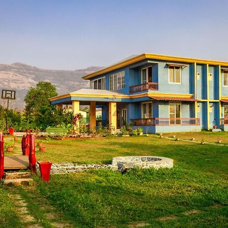 Stayvista'S Hillside Meadows - Mountainside Retreat With Farm View, Pool & Deck, Lawn & Gazebo Chinchavli Exterior foto